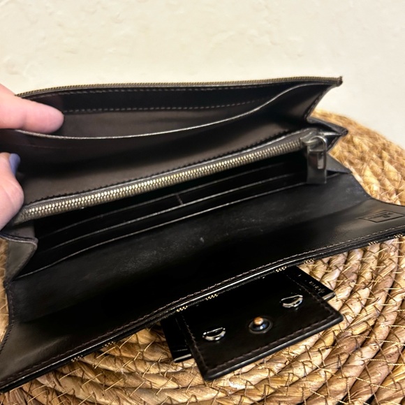 Fendi Black and Brown Logo Wallet - Picture 5 of 6